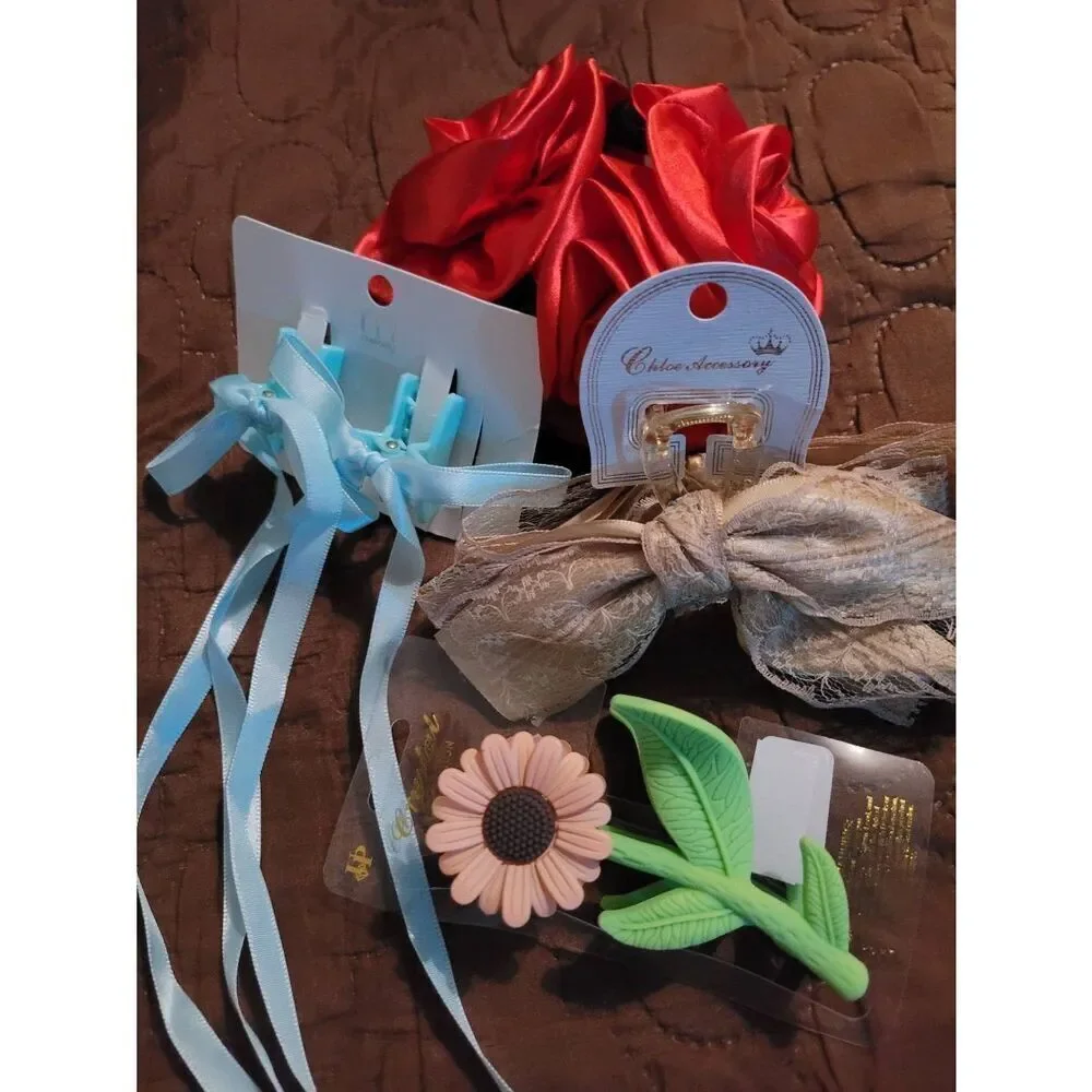 Exotically cute Hair claw clip